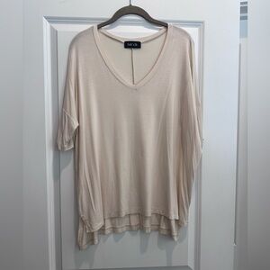 Fab'rik Women's Cream V-Neck Top